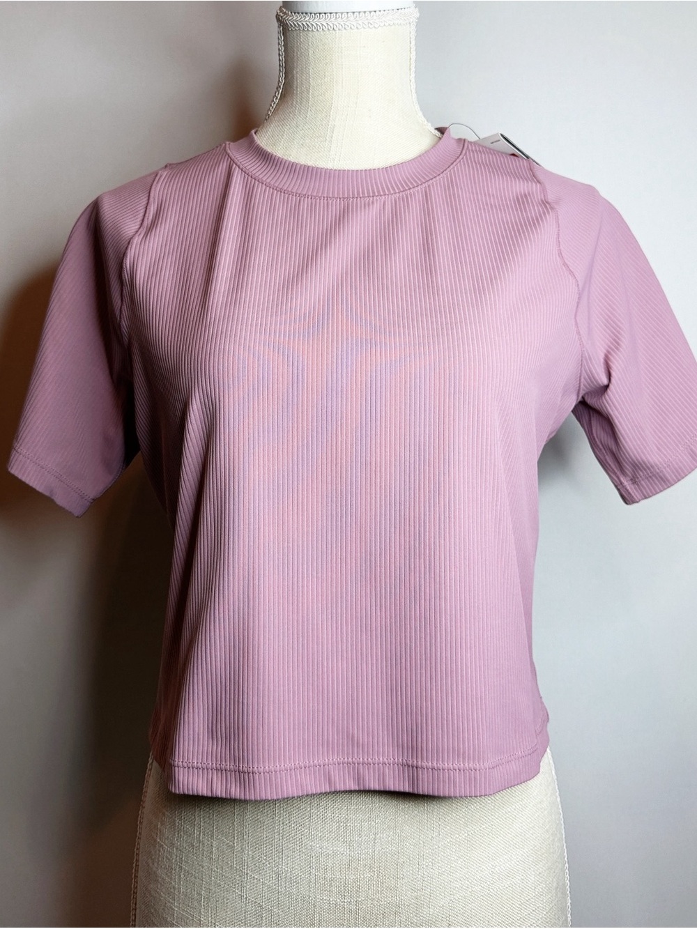 NWT Nike Zenvy Rib Short Sleeve Top